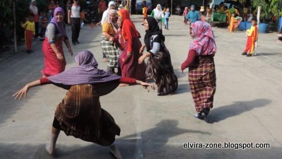 Lomba Sepakbola Sarung