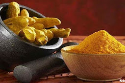 पेट की चर्बी घटाने में मदद करती है हल्दी; सेवन का तरीका (Turmeric helps in reducing belly fat; method of consumption)