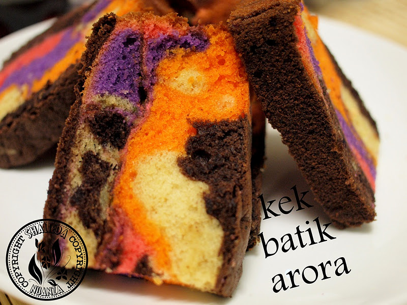 Pesona Cinta Cida de'Nuanza: kek batik arora