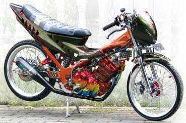 satria fu modif menarik,  tips menekuk setang satria fu,  cutting sticker motor satria fu,  cat satria f putih hijau, 