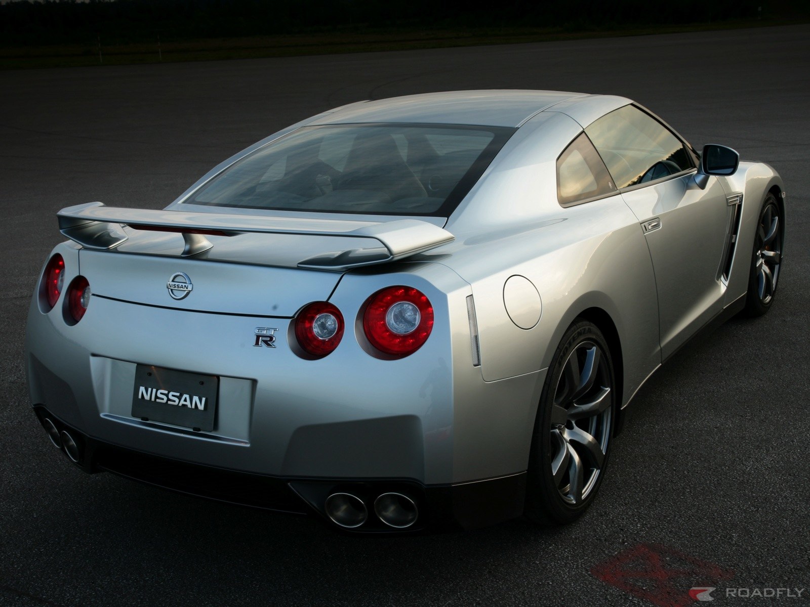 2009 Nissan GT-R Sport Car