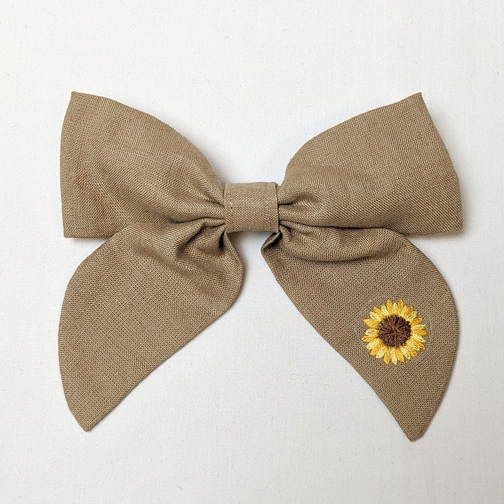 Sunflower clip
