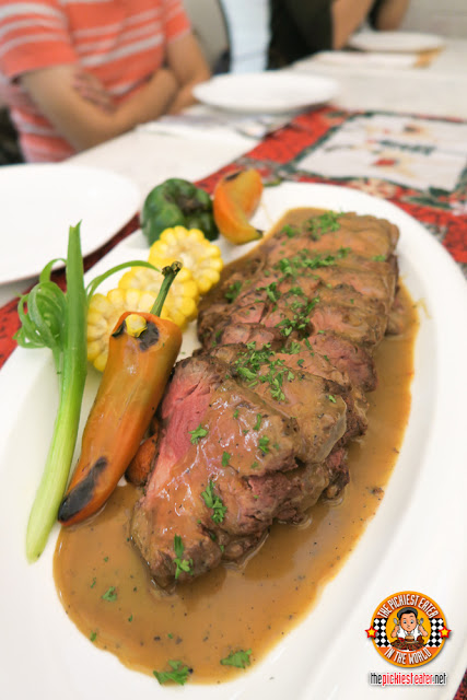 Roastbeef with Peppercorn and Red Wine Sauce