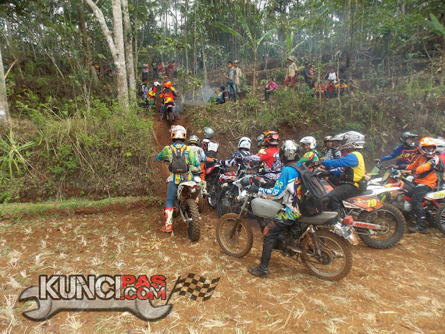 TRAKAL, Trail Adventure Kawunglarang 2016