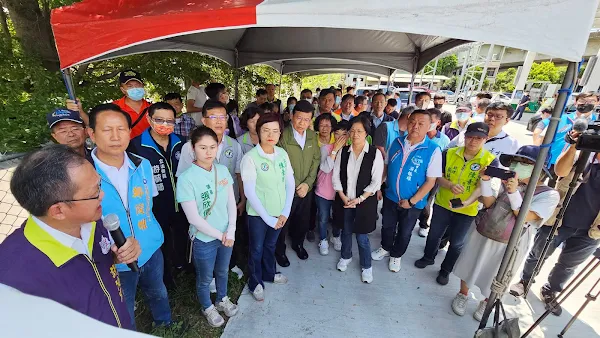 ▲立法院交通委員會今天前往員林市考察「台76線快速道路林厝交流道塞車改善」等交通建設，盼為嚴重塞車情況找到有效解方。（記者林明佑攝）