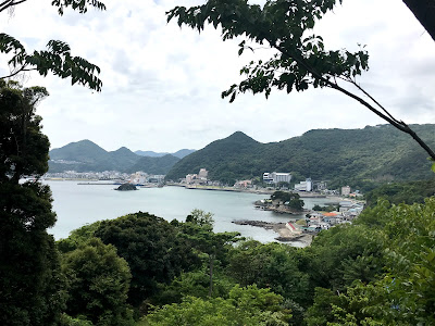 【南西に吉方位旅行】太古の海が湧き出る下賀茂温泉！龍宮窟と美しい海