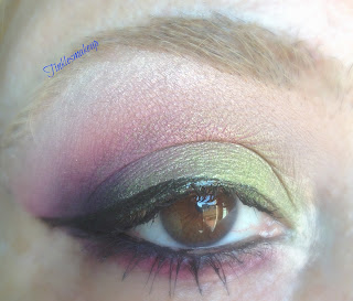 eye_makeup_look_smoky_cranberry