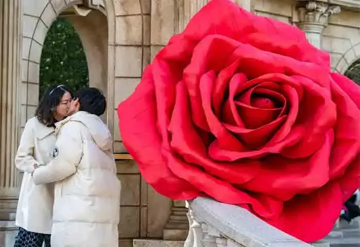 News, World, International, China, Beijing, Population, Love, Top-Headlines, Trending, As China's Birth Rate Falls, College Students Given A Week Off To 'Fall In Love': Report.