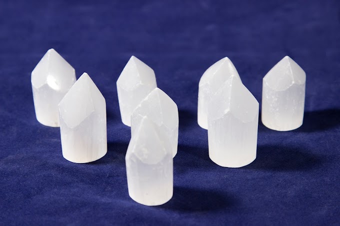 Selenite Points