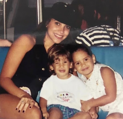 Adria Arjona with her mother and brother at childhood age