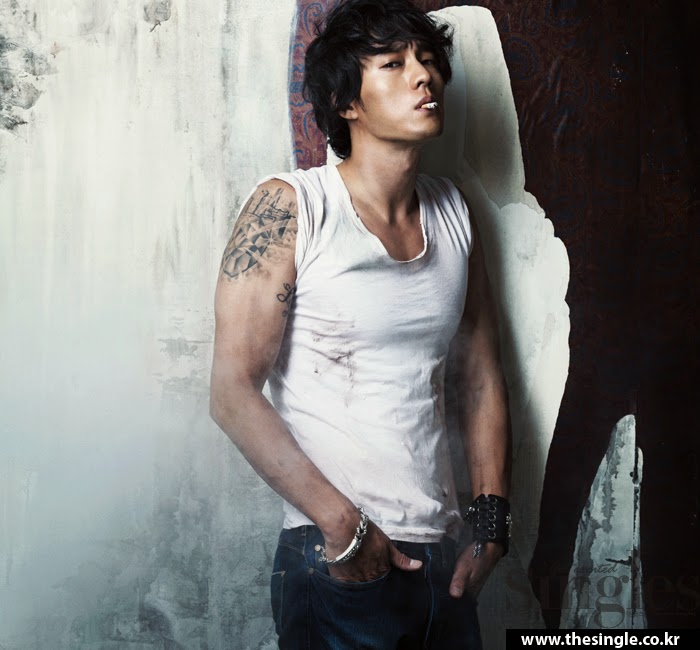 I Am Rebecca Jang  So  Ji  Sub  having fun in 