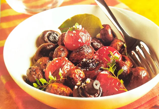 Champignons et tomates cerise au vinaigre balsamique