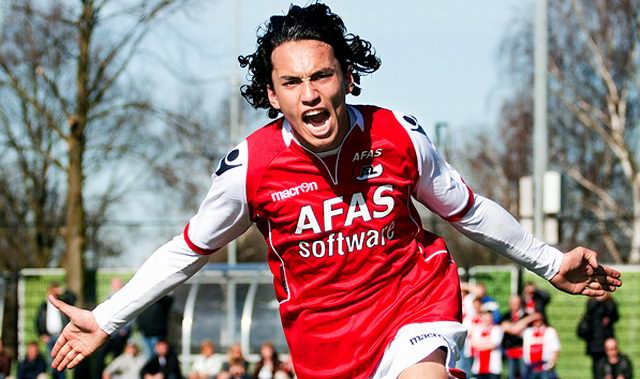 Ezra Walian