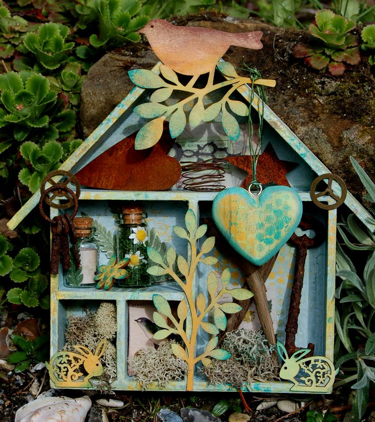 Little Garden shed: assemblage.