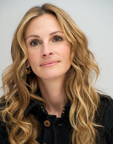 julia roberts hair under arms. Julia Roberts