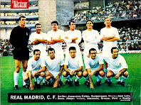 REAL MADRID C. F. - Madrid, España - Temporada 1967-68 - Junquera, Calpe, Zunzunegui, Miera, José Luis y Zoco; Veloso, Amancio, Grosso, Pirri y Gento - ATLÉTICO DE BILBAO 1 (Arieta II) REAL MADRID 2 (Aranguren p.p., Gento) - 15/10/1967 - Liga de 1ª División, jornada 5 - Bilbao, estadio de San Mamés - El Madrid, fue Campeón de Liga, con Miguel Muñoz de entrenador