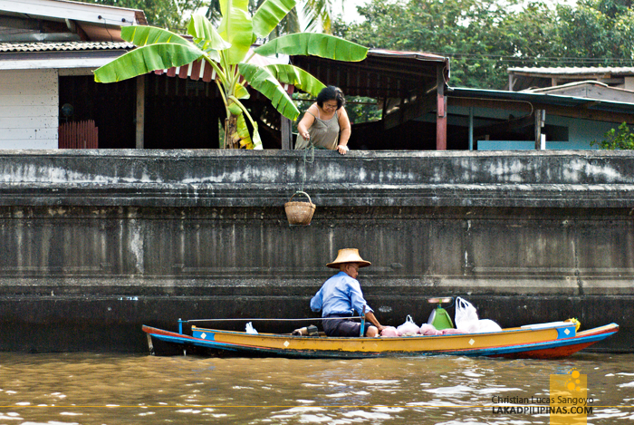 Chao Phraya River Tour Boat Vendor