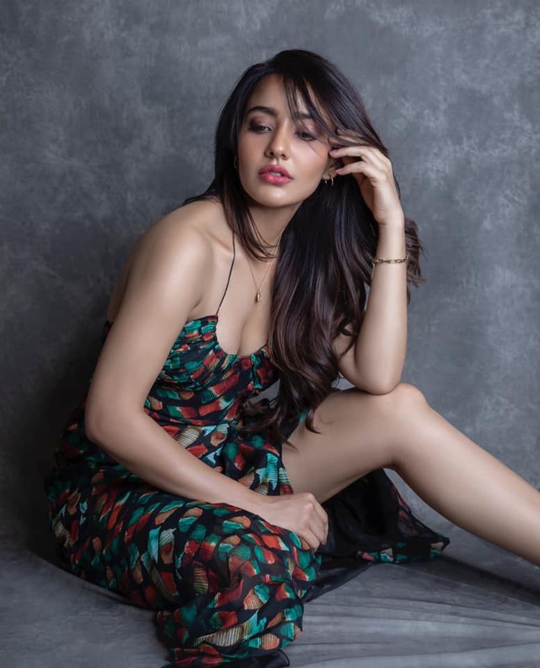 Neha Kakkar Ka Sex Video - Neha Sharma hot and sexy photos