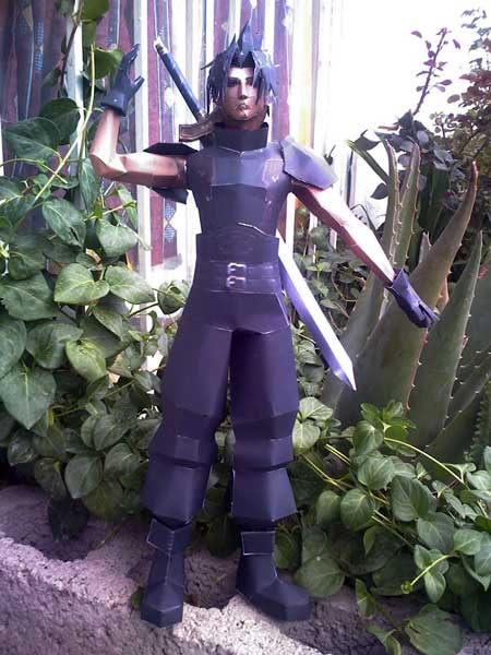 Crisis Core Final Fantasy VII Zack Fair Papercraft