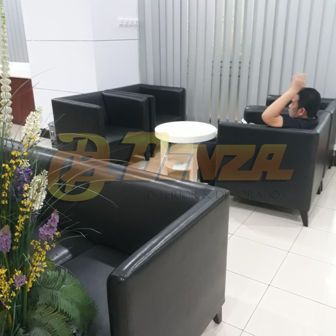 Service Sofa Ruang Tunggu  Kantor Hotel