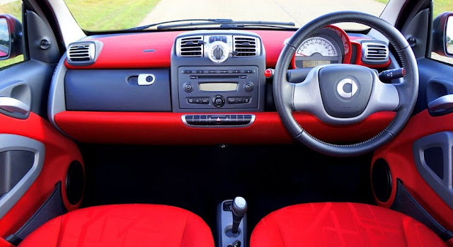 Airbag audio automobile car