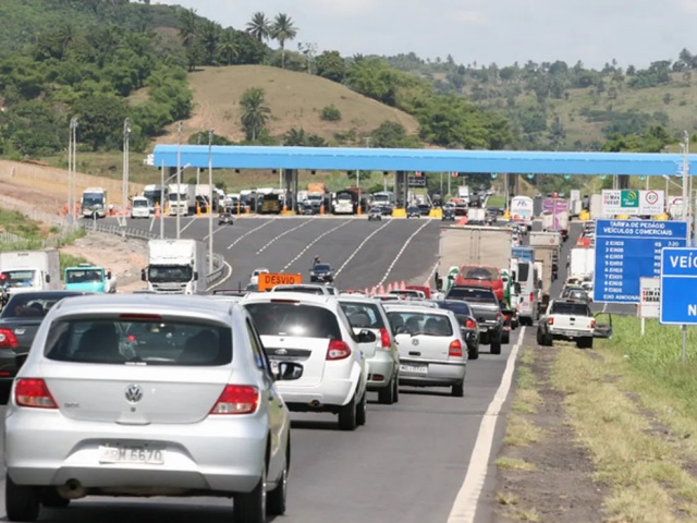 Com pista esburacada, Via Bahia vai reajustar o valor dos pedágios