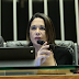 Deputada Luana Costa vota contra Reforma Trabalhista