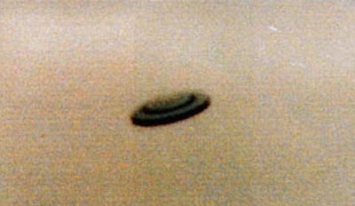 UFO Pictures - 138 Years of UFO Sightings 1870-2008 Seen On www.coolpicturegallery.net