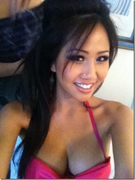 asian-women-love-11