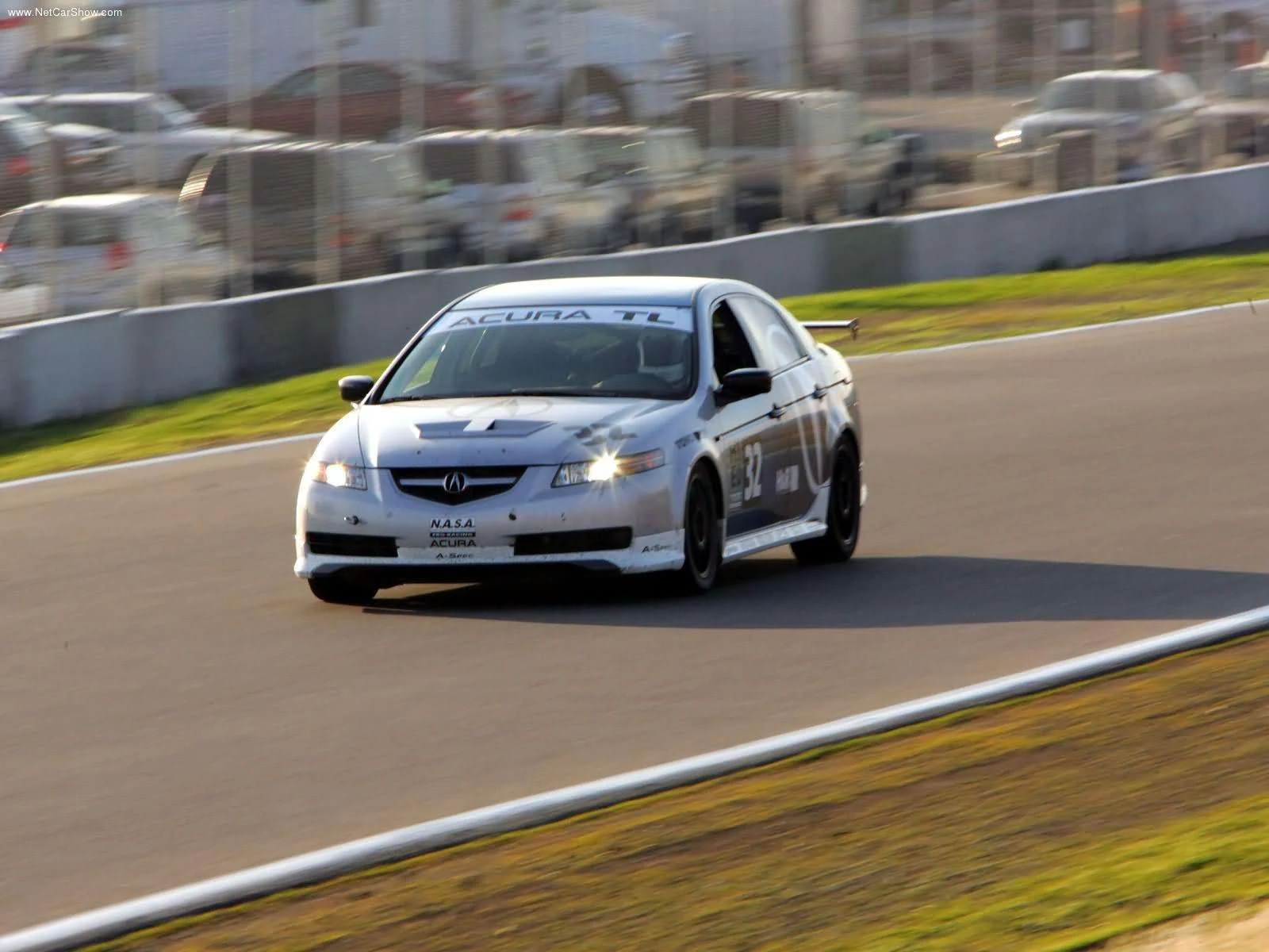 Hình ảnh xe ô tô Acura TL 25 Hours of Thunderhill 2004 & nội ngoại thất