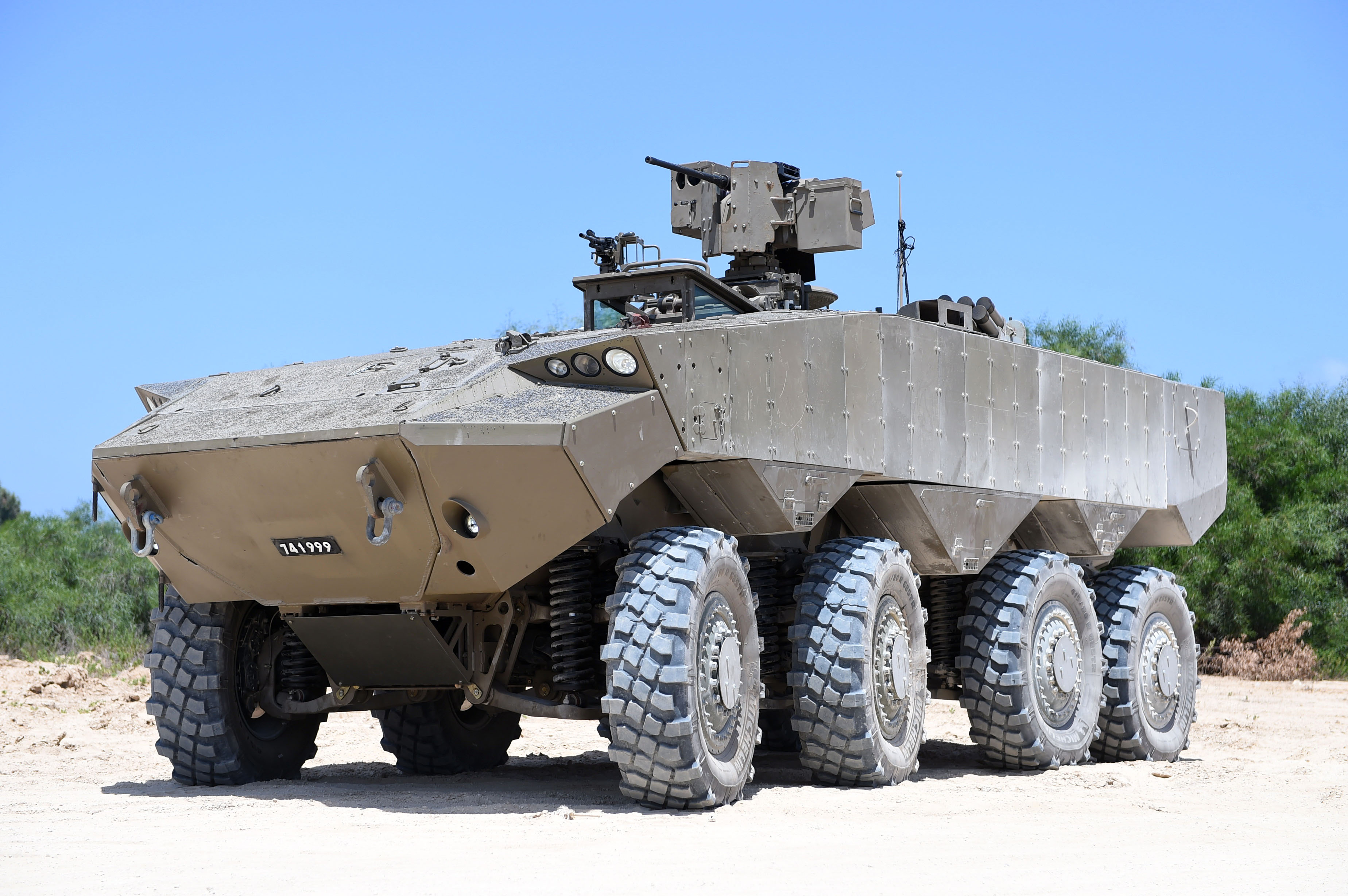 Most Powerful Armoured Personnel Carriers | Top 10 Battle Personnel Carriers