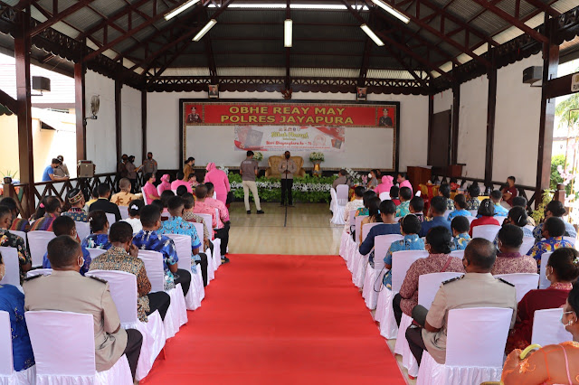 35 Pasangan Ikuti Nikah Massal di Polres Jayapura, Sambut Hari Bhayangkara ke 76