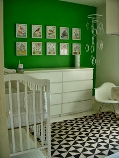 Habitación bebé verde blanco