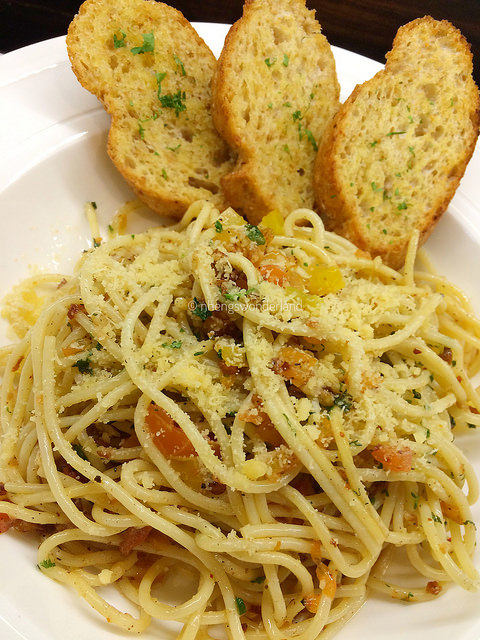 Aglio Olio Pasta