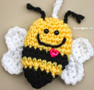 http://translate.googleusercontent.com/translate_c?depth=1&hl=es&prev=search&rurl=translate.google.es&sl=en&u=http://www.repeatcrafterme.com/2015/01/crochet-bumble-bee-keychain.html&usg=ALkJrhh1_24uHuj2PjVdpTOemSU53Bpm5g