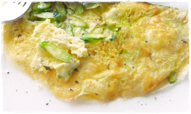 wild garlic omelette with asparagus