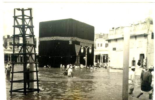 flood, Hola Kaaba, Holy, holy kaba, images, Kaaba, kaba, khan Kaaba, Khana, khana kaba, madina, makkah, masjid nabwai, mecca, mosque, nabwi, old, prophet mosque, rare, unseen