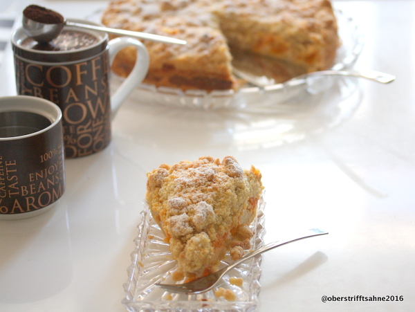 Streuseltorte mit Marillen