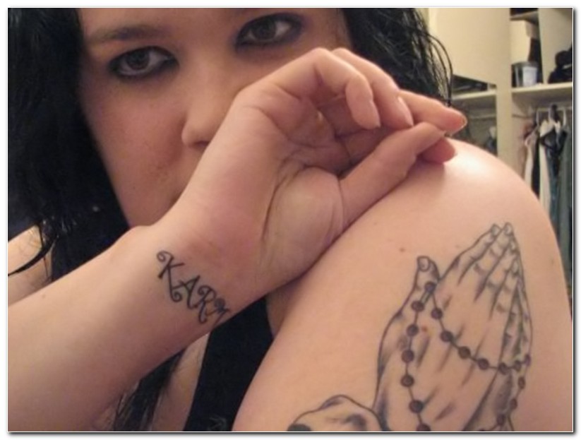 praying hands tattoos