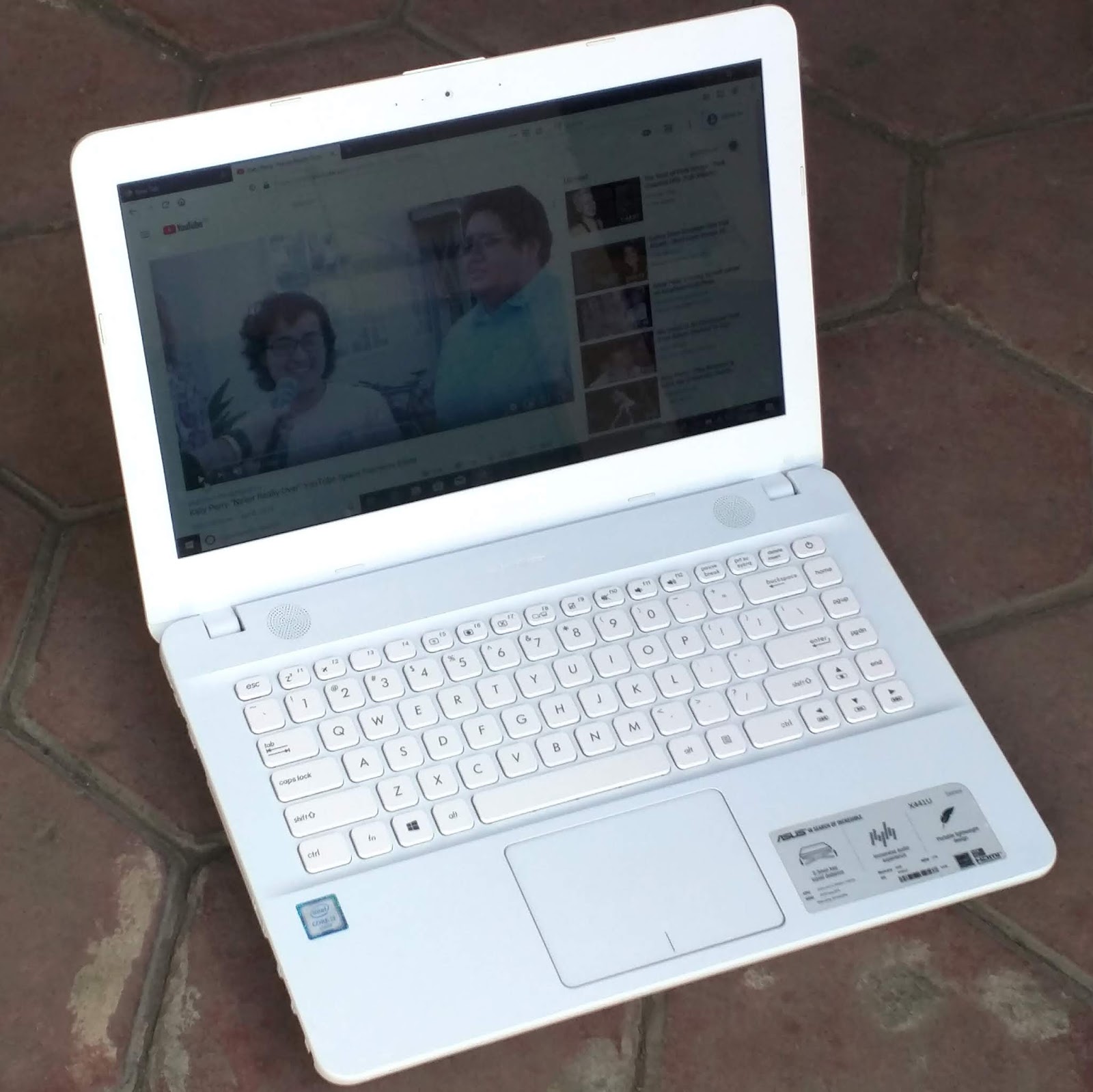 Jual Laptop ASUS Vivobook X441U Core i3 Bekas | Jual Beli