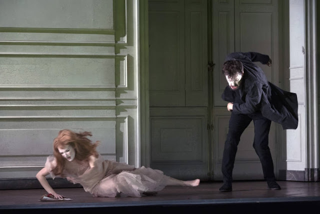 Brett Dean: Hamlet - Glyndebourne on Tour - Jennifer France, David Butt Philip (Photo Richard Hubert Smith)