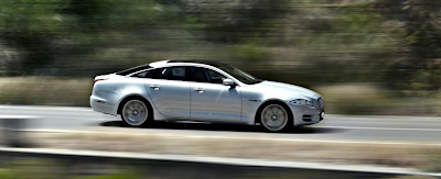 2012 Jaguar XJ side view