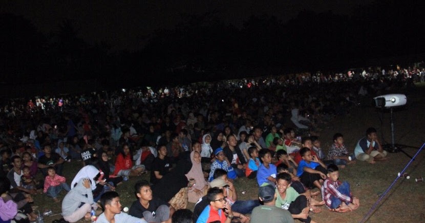 Masyarakat Antusias 'Nobar' Film Pengkhianatan G30S PKI 