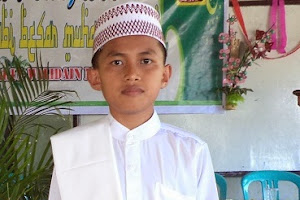 Kholis, anak dari Ust Mustofa, Guru di Ponpes NW Padasuka, Raih Juara Satu Ceramah Islami Tingkat Nasional