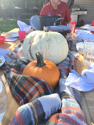 open face grilled cheese chicken sandwiches, autumn dinner outdoors, #grilledcheesesandwich #thestylesisters #outdoordining