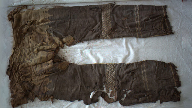 According to researchers, this 3,000-year-old pair of pants exhibits weaving techniques and decorative patterns influenced by cultures throughout Asia. M. WAGNER et al./ASIA ARCHAEOLOGICAL RESEARCH 2022