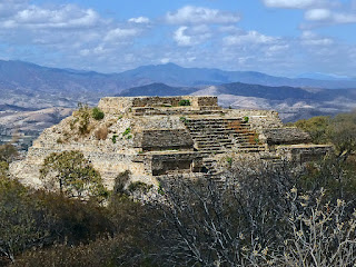 Monte Albán - System M