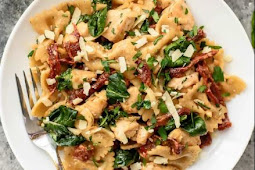 Sun Dried Tomato Pasta with Chicken