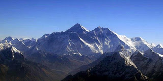 Suatu Hari, Everest Takkan Bisa Didaki Lagi