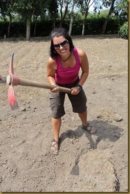 girl with pick axe-2